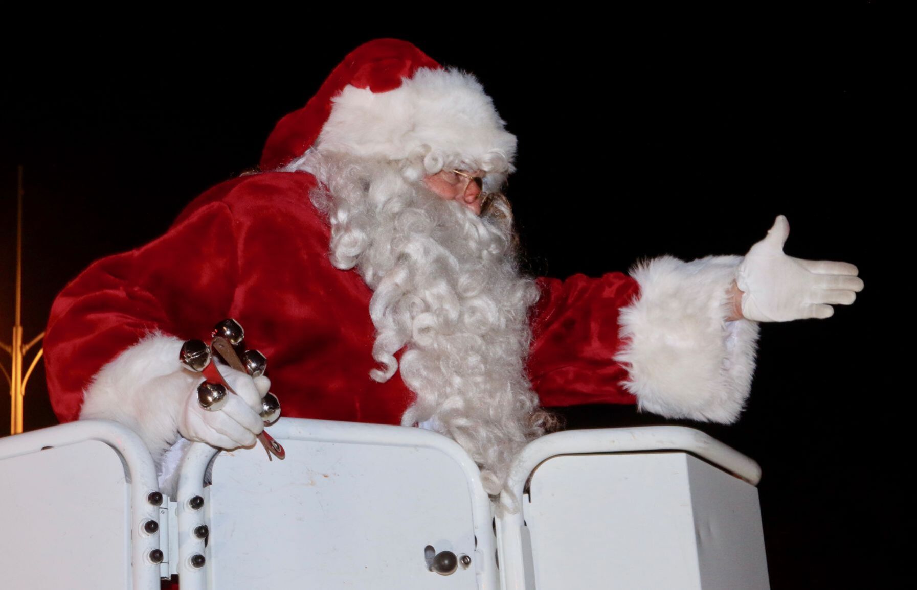 hanford parade santa